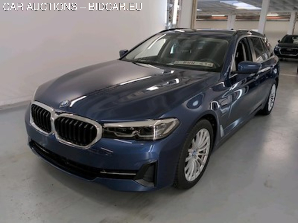 BMW 5 series touring 2.0 520E TOURING AUTO Business Driving Assisnt Professional Parking Assistant