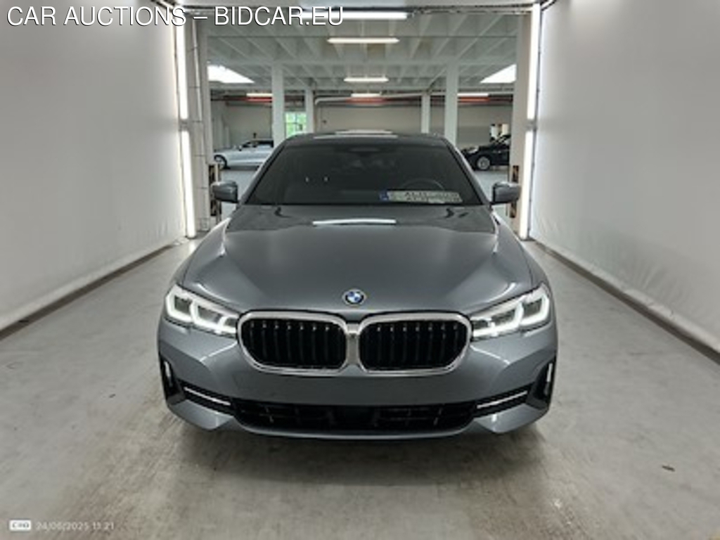 BMW 5-serie 2.0 520D 120KW AUTO Comfort Plus Safety Business