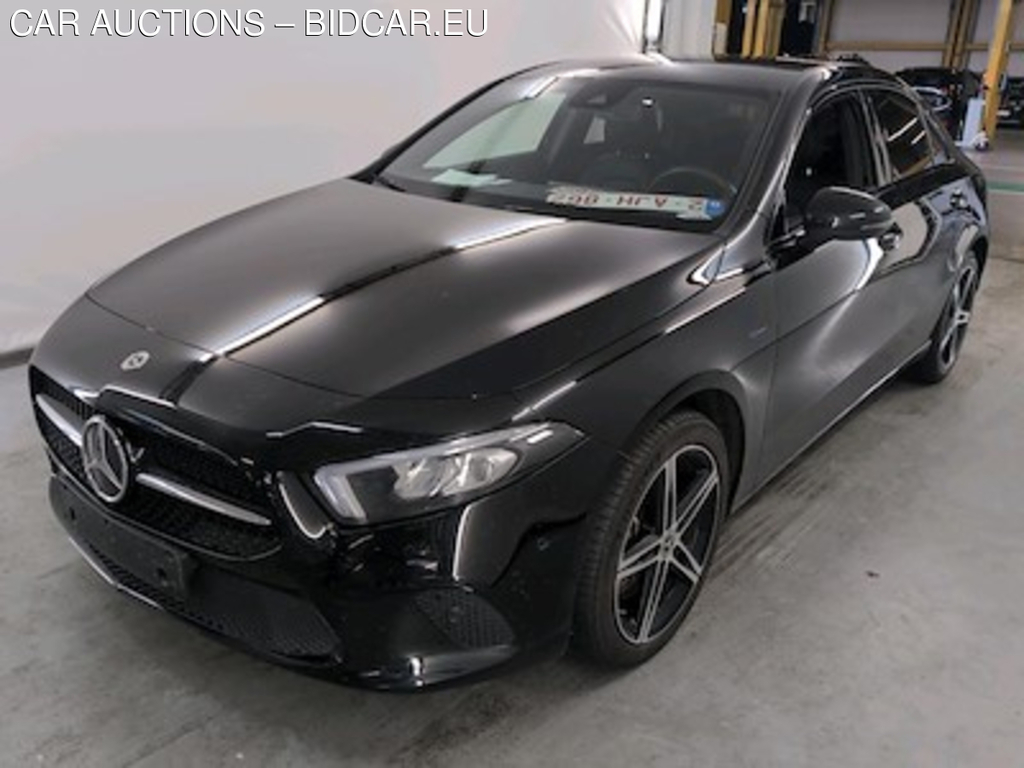 Mercedes-Benz A-class limousine 1.3 A 250 E DCT Seat comfort PROGRESSIVE Mirror Advantage Night