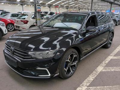 Volkswagen Passat VARIANT 1.4 TSI PLUG-IN-HYBRID DSG GTE, 2021