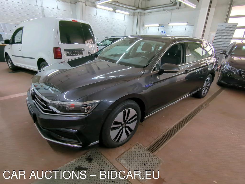 Volkswagen Passat VARIANT 1.4 TSI PLUG-IN-HYBRID DSG GTE, 2021