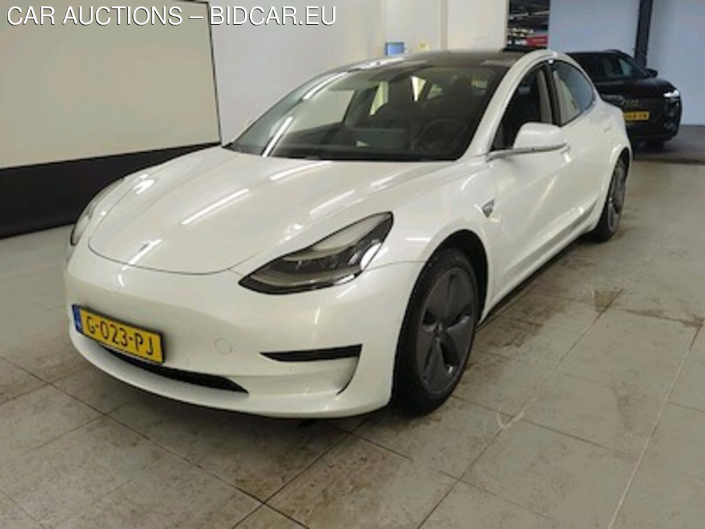 Tesla Model 3 Standard Range Plus RWD