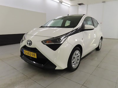 Toyota Aygo 1.0 VVT-i ActieAuto x-play APL