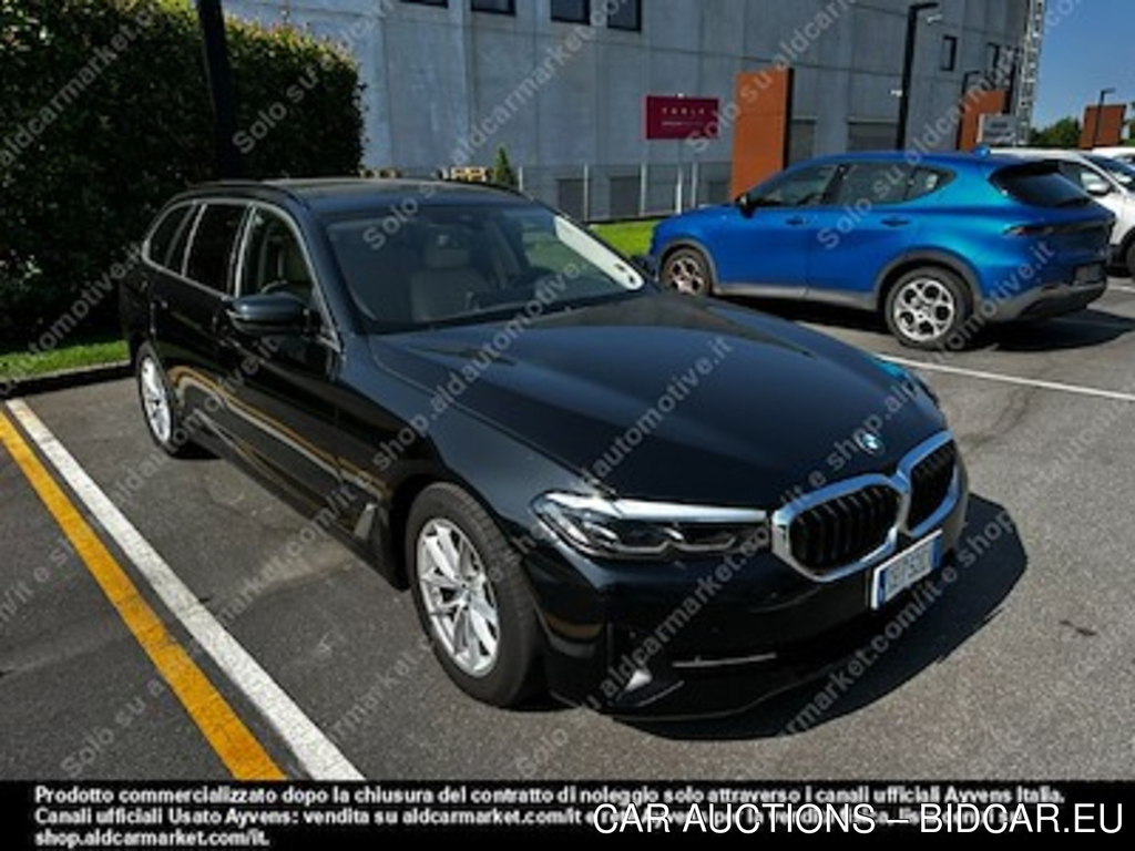 BMW series 5 swpc 520d xdrive -