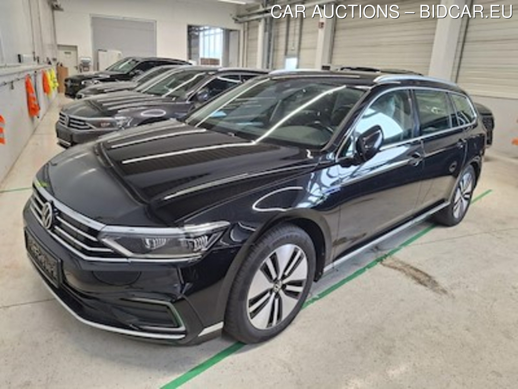 Volkswagen Passat Variant 1,4 TSI GTE DSG 115KW