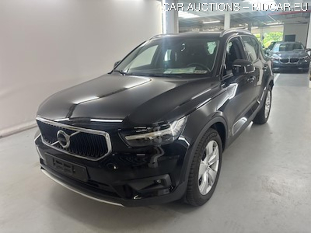 Volvo XC40 1.5 T3 GEARTRONIC MOMENTUM PRO