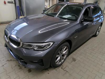 BMW 320e TOURING AUT. Sport Line, 2022