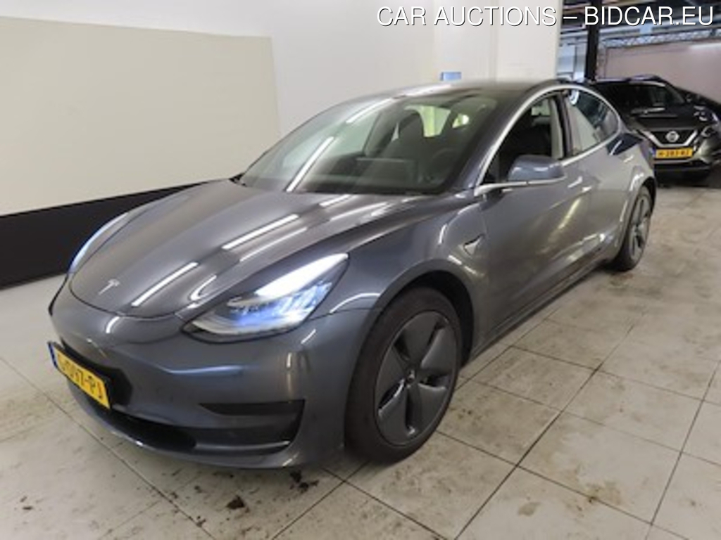 Tesla Model 3 Standard Range Plus RWD 4d