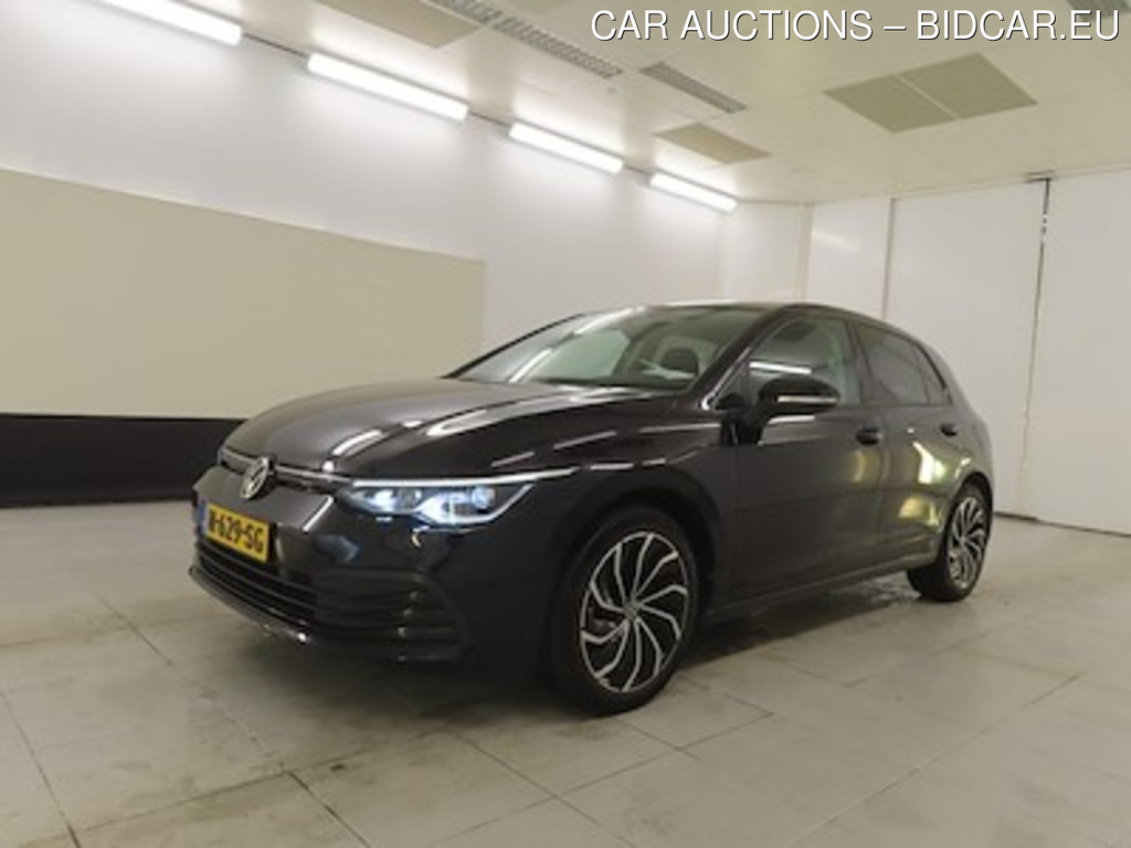 Volkswagen GOLF 1.0 eTSI 81kW DSG Life Business 5d