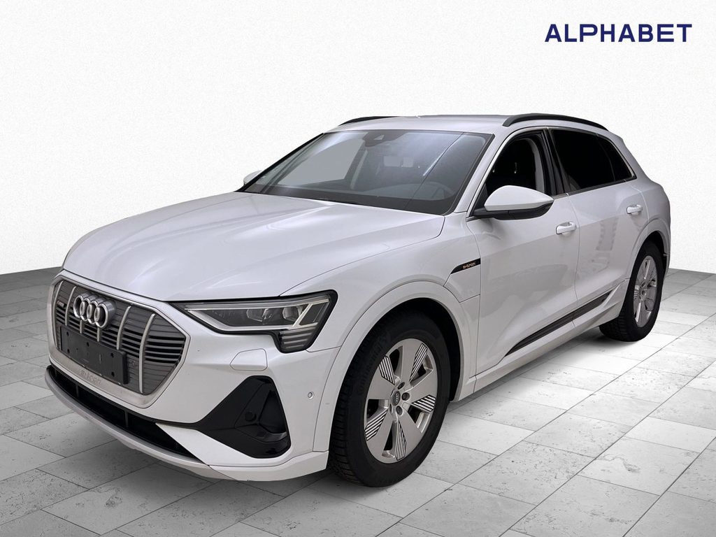 Audi e-tron 50 quattro S Line, 2022