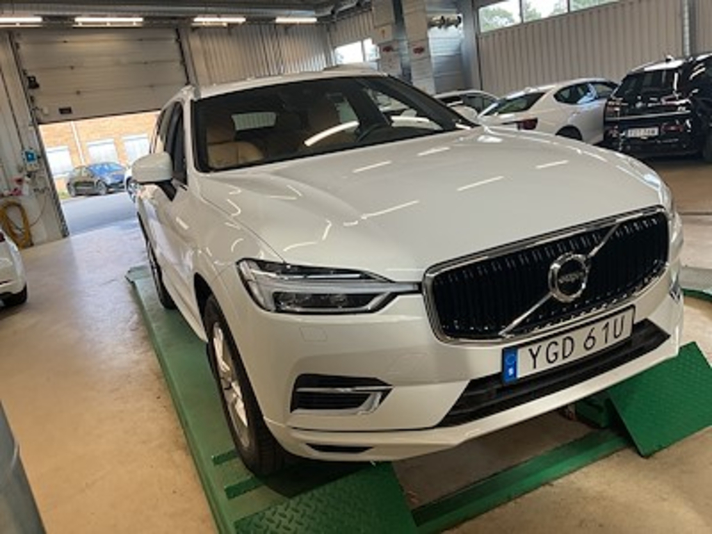 Volvo Xc60 T8 AWD Momentum Advanced Edt VOC Drag Pano Skinn **SEE TEST LINK BELOW**