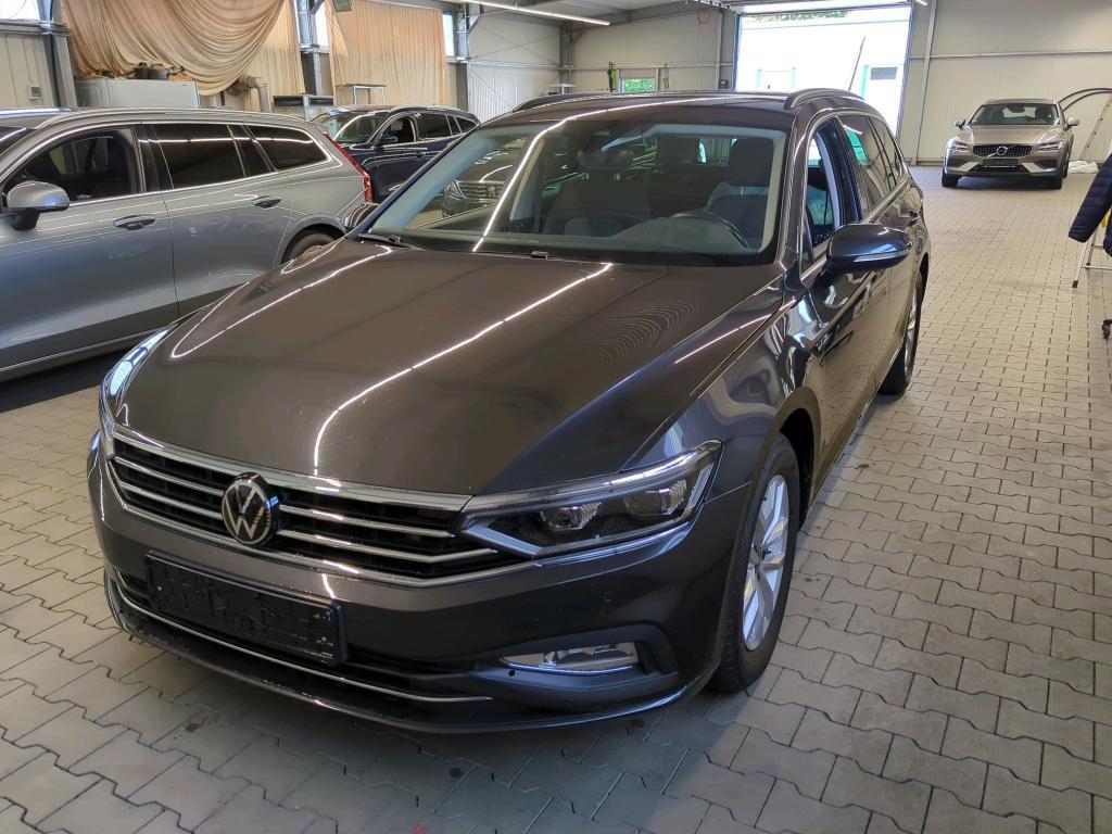Volkswagen Passat VARIANT 2.0 TDI SCR DSG Business, 2022