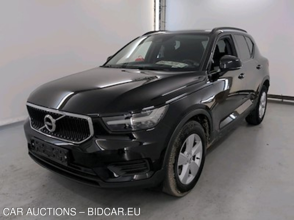 Volvo XC40 1.5 T2 MOMENTUM CORE