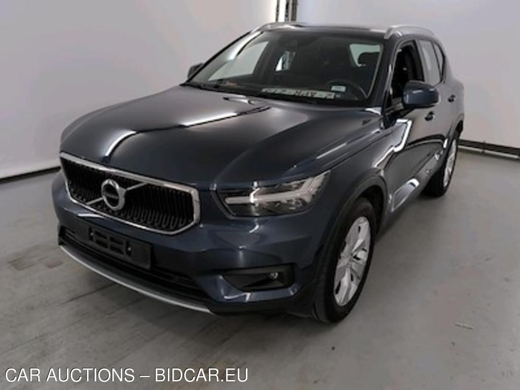 Volvo XC40 1.5 T2 MOMENTUM PRO
