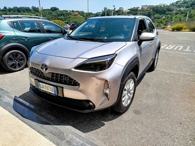 Toyota Yaris Cross 1.5H (116 CV) E-CVT Business, 2023