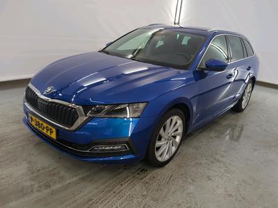 Skoda Octavia combi 1.5 E-TSI SPORT BUSINESS, 2022