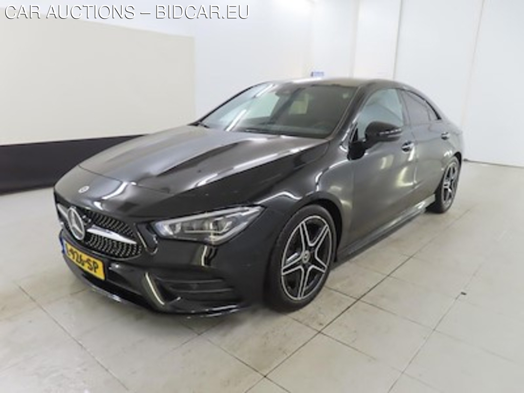 Mercedes-Benz CLA CLA 200 DCT Business Solution AMG 4d
