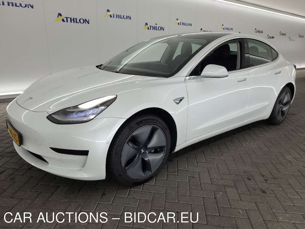 Tesla Model 3 STANDARD RANGE PLUS RWD 4D 225KW, 2020
