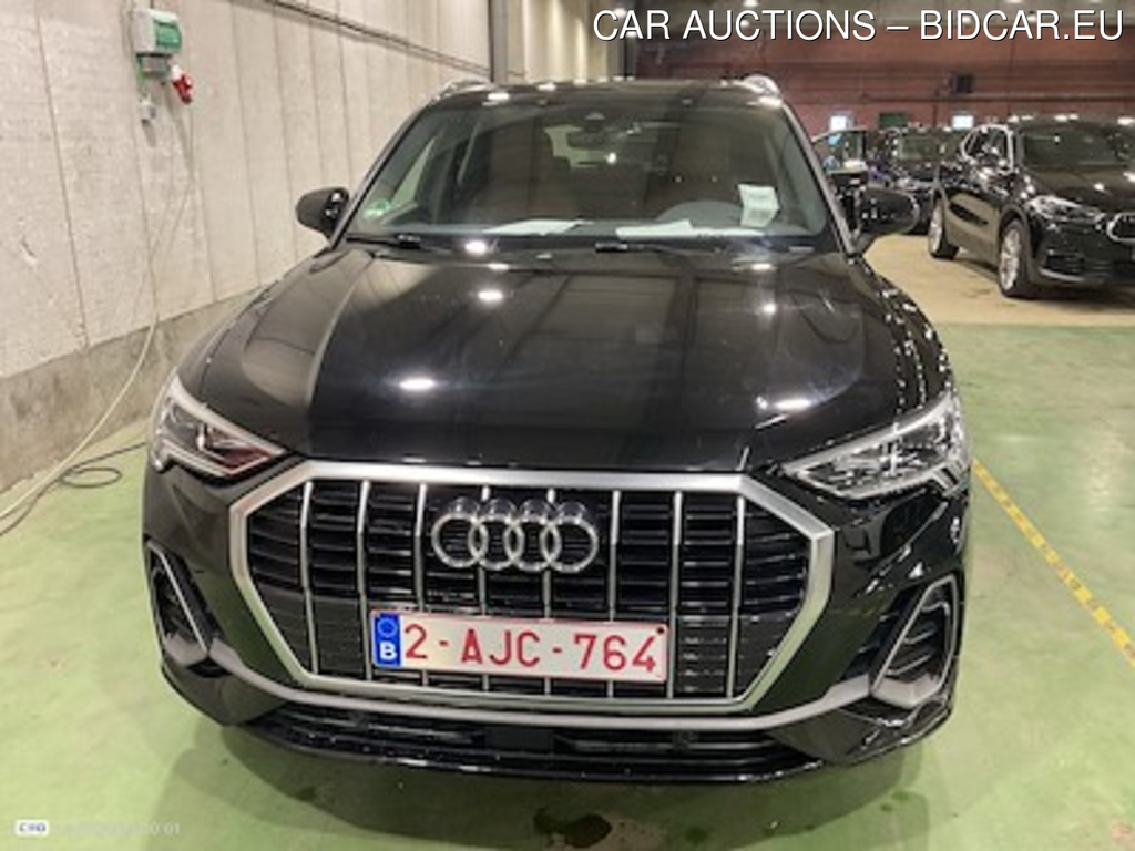 Audi Q3 1.4 45 TFSI E S TRONIC S LINE Platinium