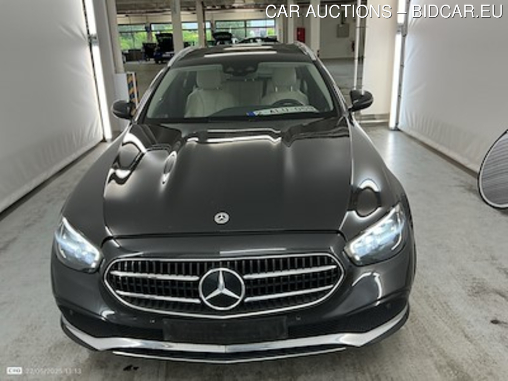 Mercedes-Benz E-Klasse 1.6 E 200 D BUSINESS SOLUTION AUTO