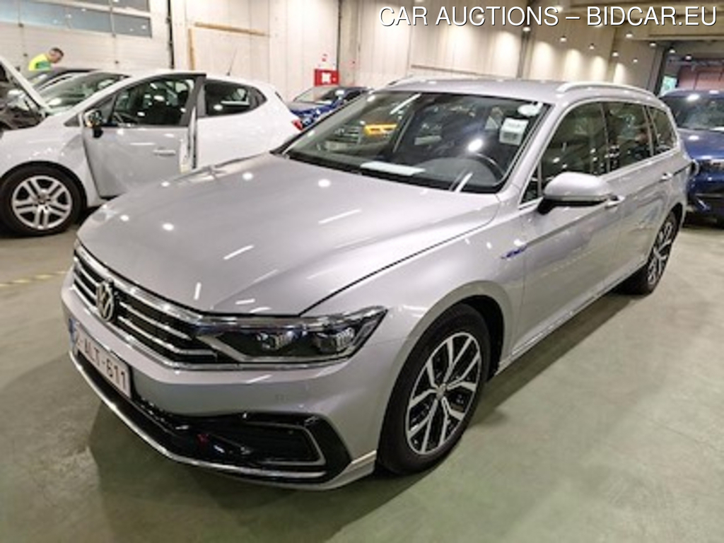 Volkswagen Passat variant 1.4 TSI MSQ VARIANT GTE BUSINESS