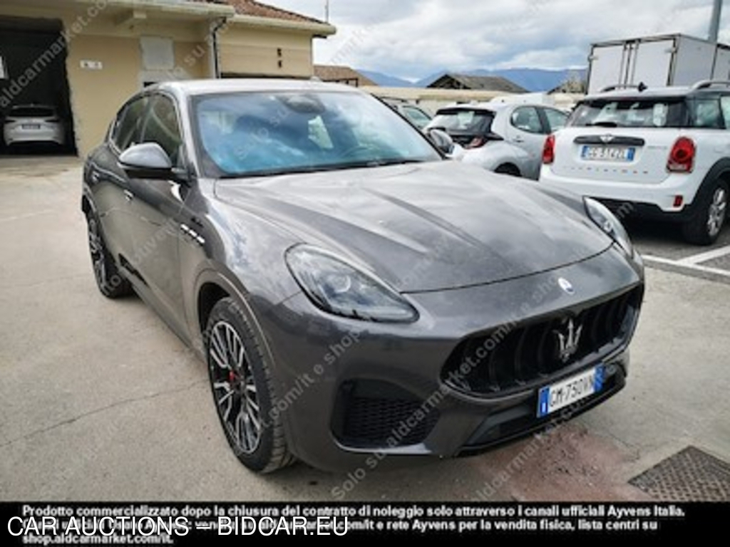 Maserati grecale 2.0 330cv mhev modena -