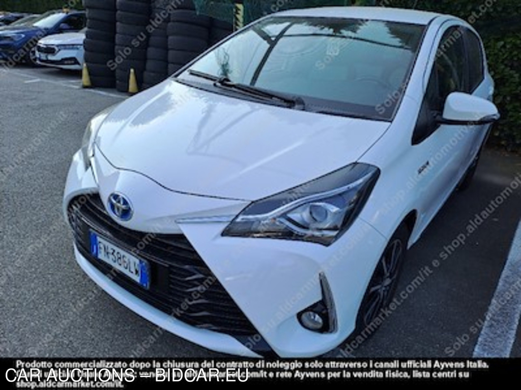Toyota yaris 1.5 hybrid active hatchback -