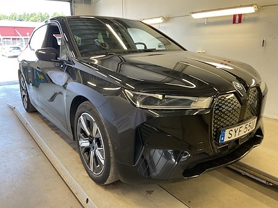 BMW IX iX xDrive40 Sportpaket Skinn H/K Drag