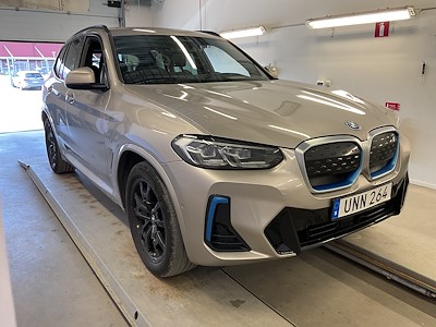 BMW Ix3 iX3 Charged M-Sport Skinn Panorma Kamera Drag