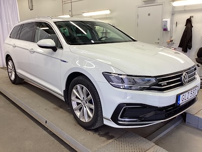 Volkswagen Passat GTE Drag Paket Varmare Navi