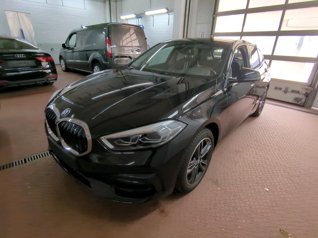 BMW 120D AUT. Sport Line, 2022