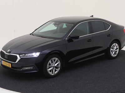 Skoda Octavia 1.0 TSI 110PK BUSINESS EDITION+ CAMERA TREKHAAK, 2020