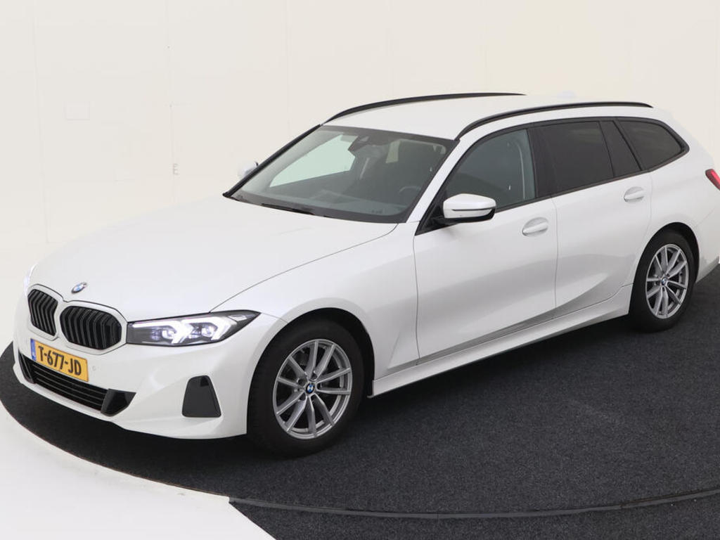 BMW 3-SERIE TOURING 318I 156PK AUT DRIVING ASSISTANT, 2023
