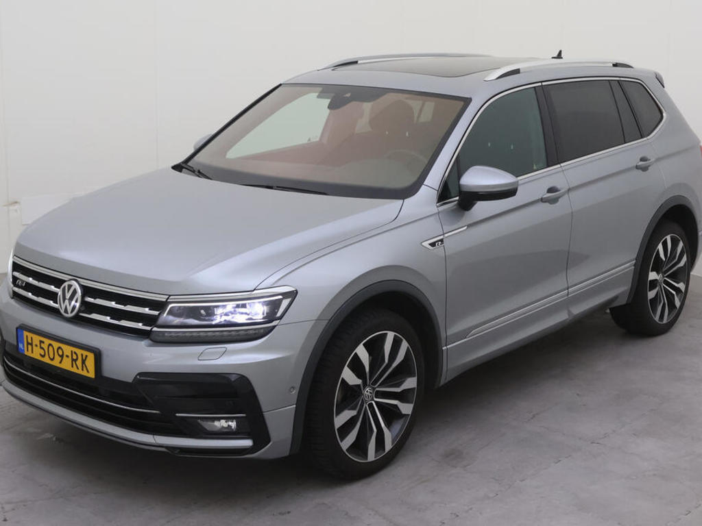 Volkswagen Tiguan allspace 1.5 TSI 150PK DSG HIGHLINE BUS R EXECUTIVE WINTER 7P TREKHAAK, 2020