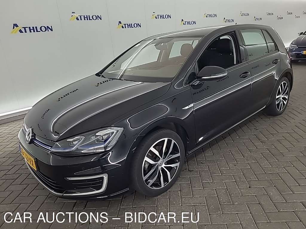Volkswagen Golf E-DITION 2019 5D 100KW, 2019