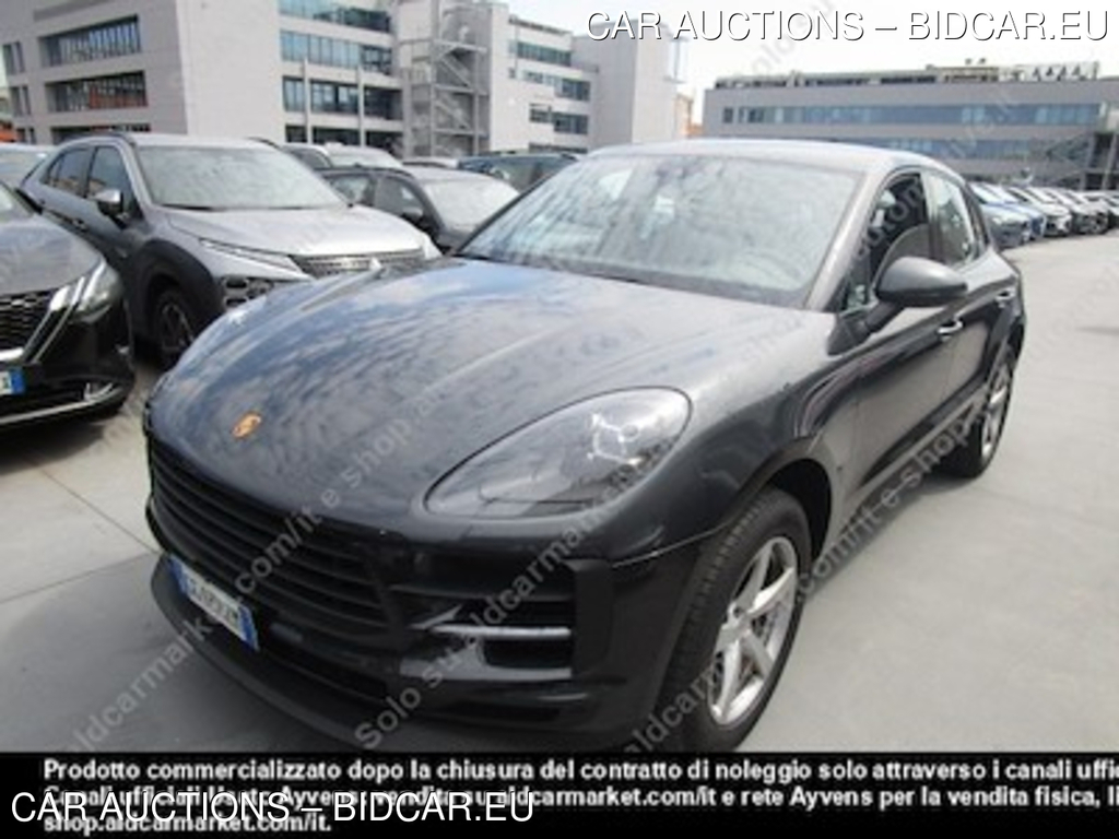Porsche macan 2.0 sport utility vehicle -