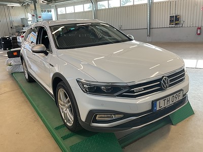Volkswagen Passat Alltrack 2.0 TDI 4Motion 200hk Executive Drag Paket Varmare Cockpit Navi