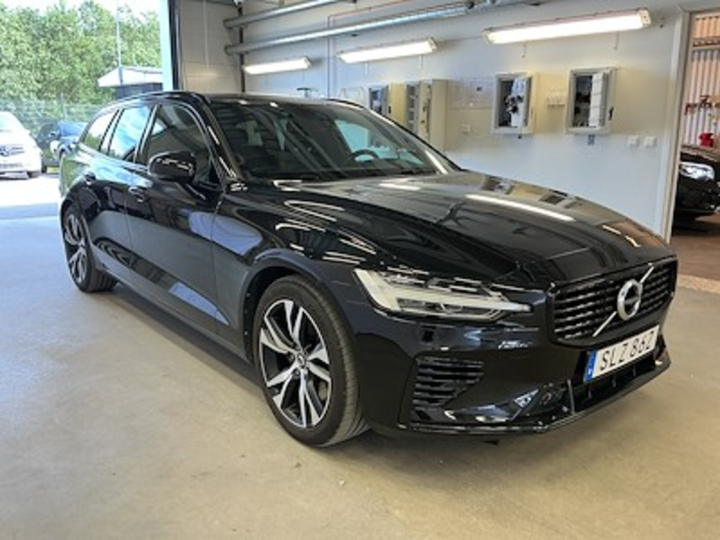 Volvo V60 T6 Recharge AWD R-Design Teknik Ljus H/K Kamera BLIS Navi Drag