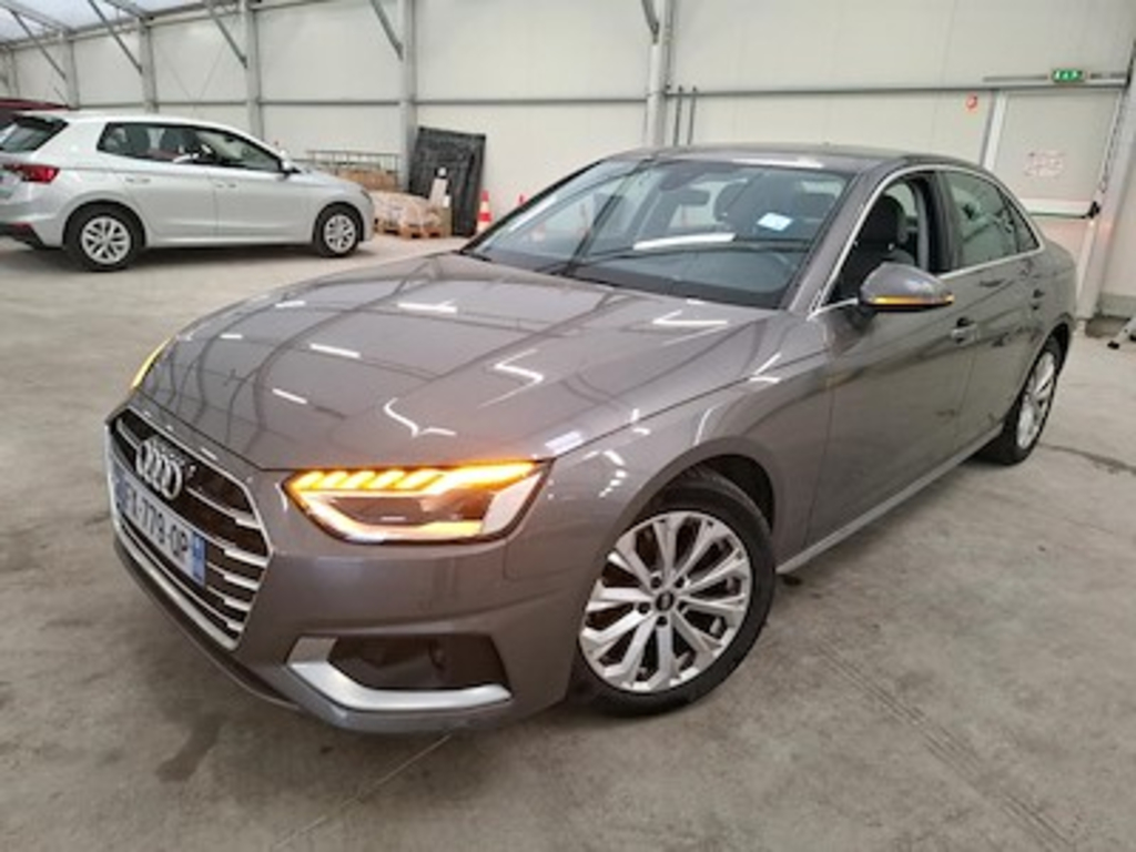 Audi A4 A4 30 TDI 136ch Business line S tronic 7 7cv
