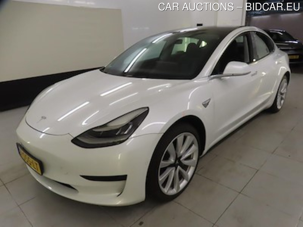Tesla Model 3 Standard Range Plus RWD 4d
