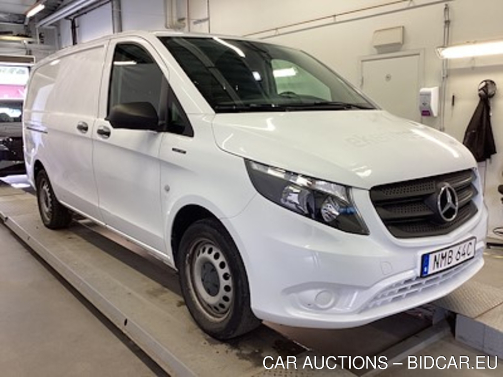Mercedes-Benz Vito 111 60 kWh H1 Long Tempmatic Kamera 3-Sits