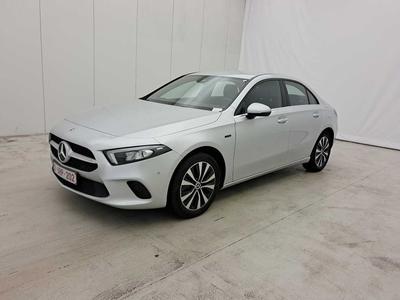 Mercedes A-Klasse A250e Limousine Business Solution 1.3i 218pk/cv 4p 8G-DCT, 2021