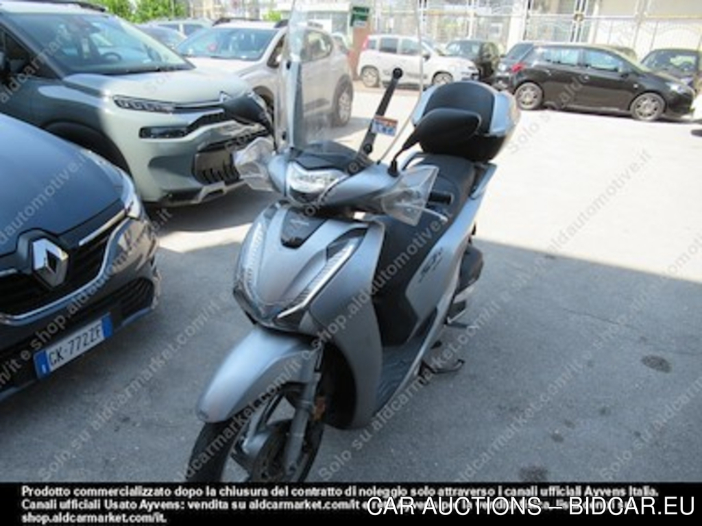 Honda SH 125 abs con parabrezza -