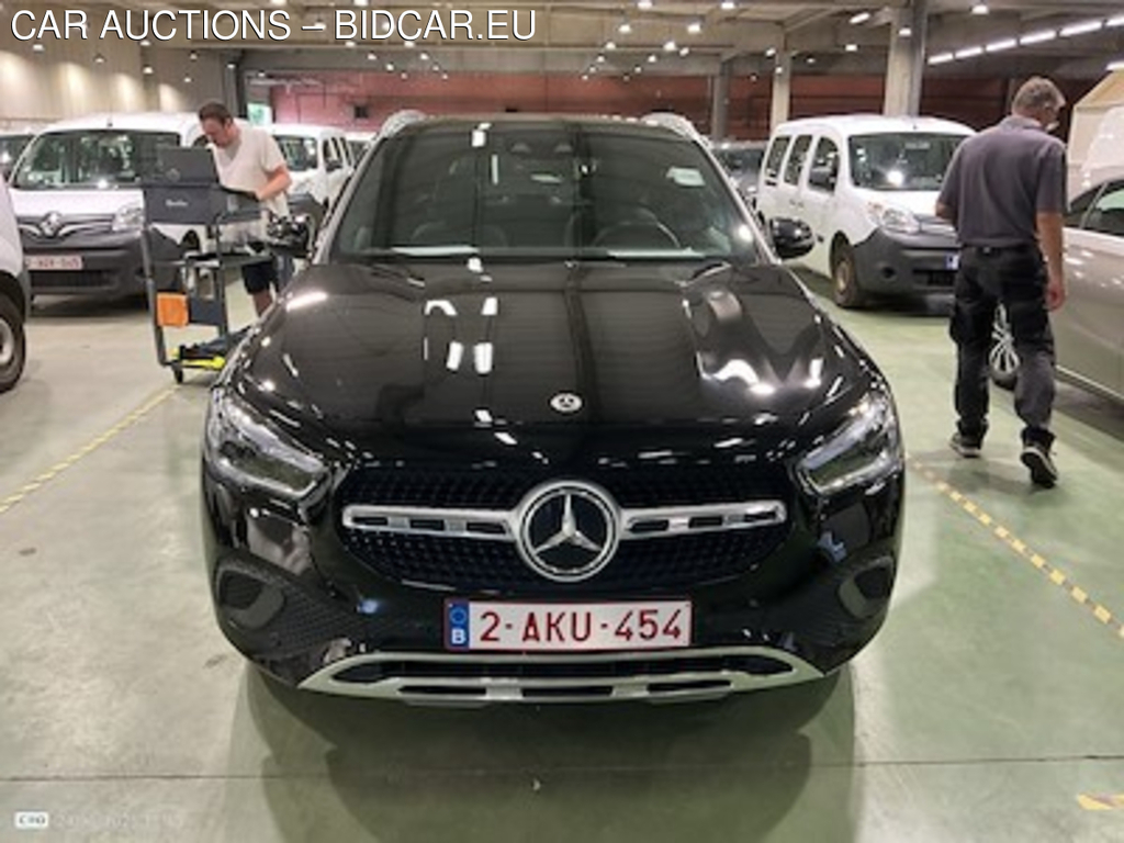 Mercedes-Benz GLA 1.3 GLA 250 E DCT BUSINESS SOLUTION