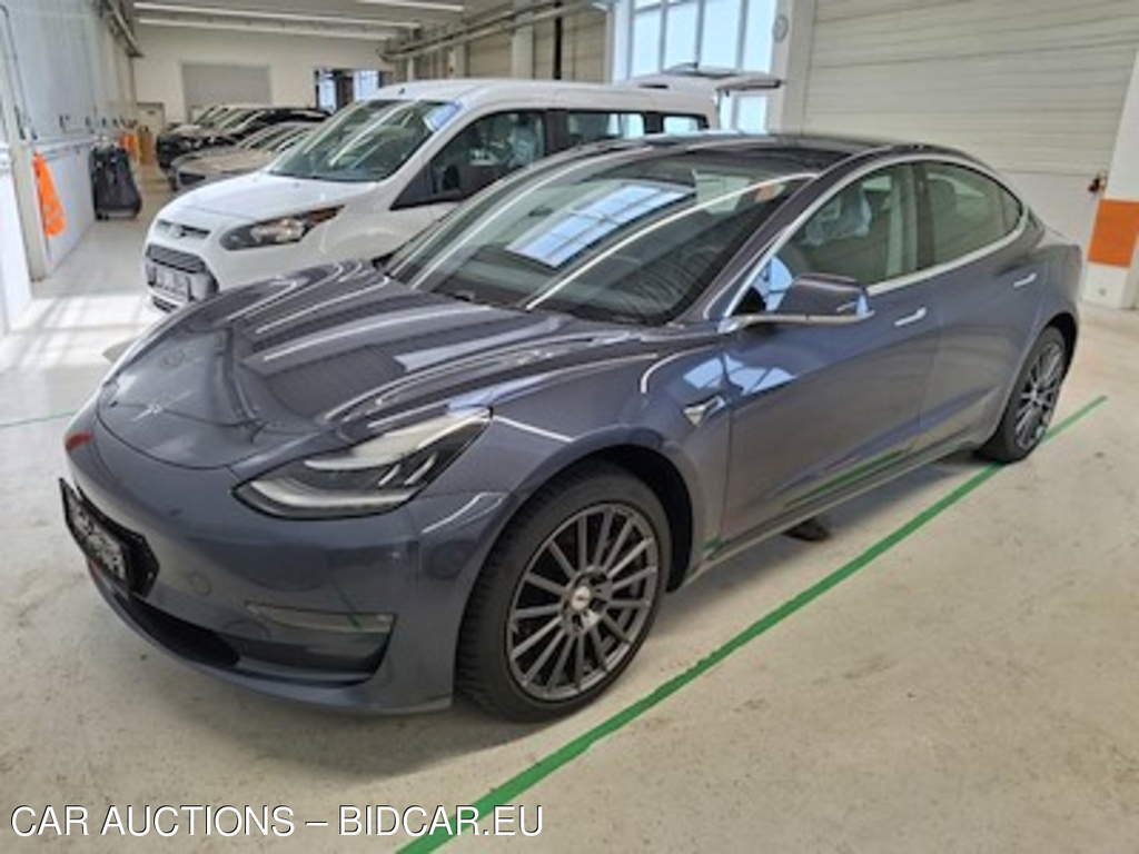 Tesla Model 3 Langstreckenbatterie Allrad Dualmotor 15