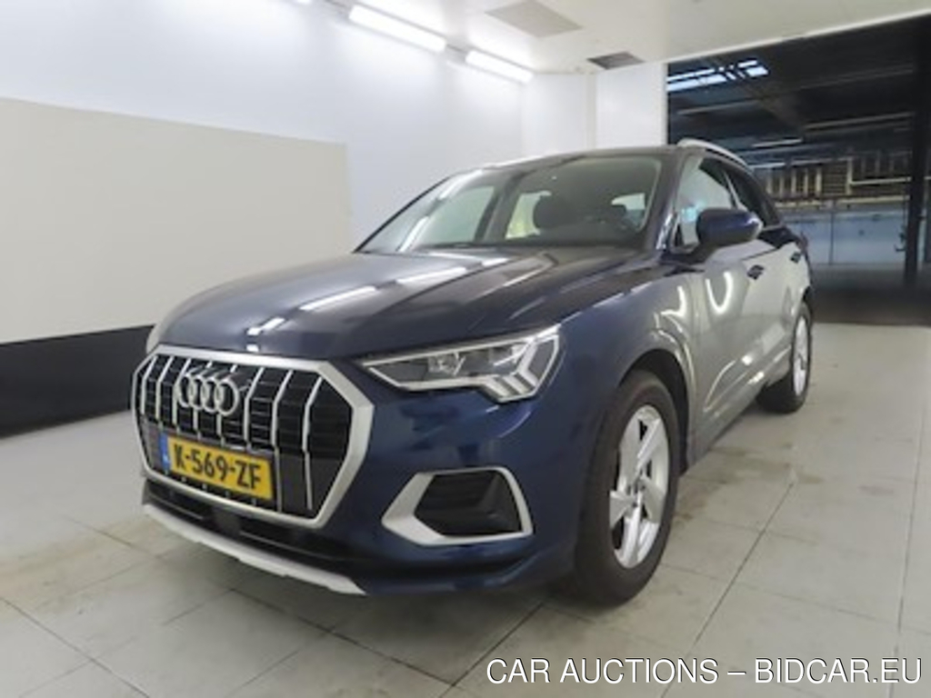 Audi Q3 35 TFSI S tronic Business Edition 5d