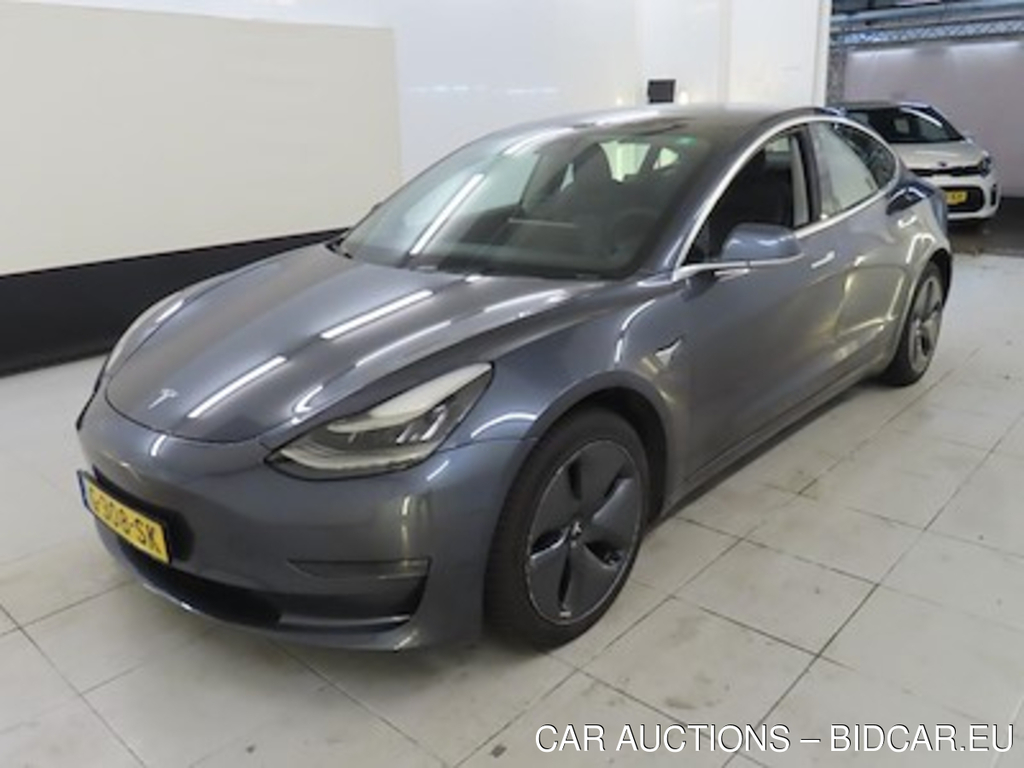 Tesla Model 3 Long Range Dual Motor AWD 4d