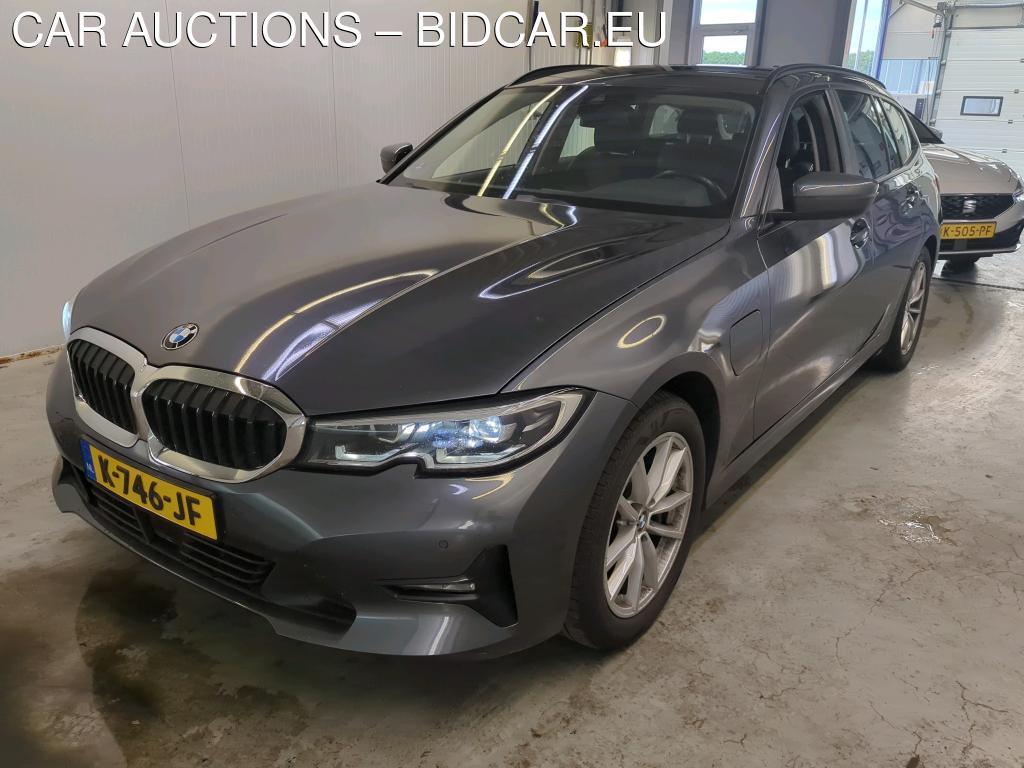 BMW 330 eA 215kW touring, 2021