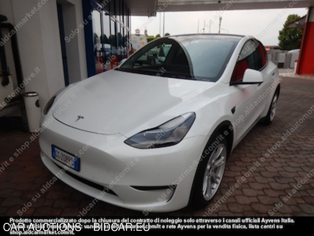 Tesla model Y 75 kwh dual -