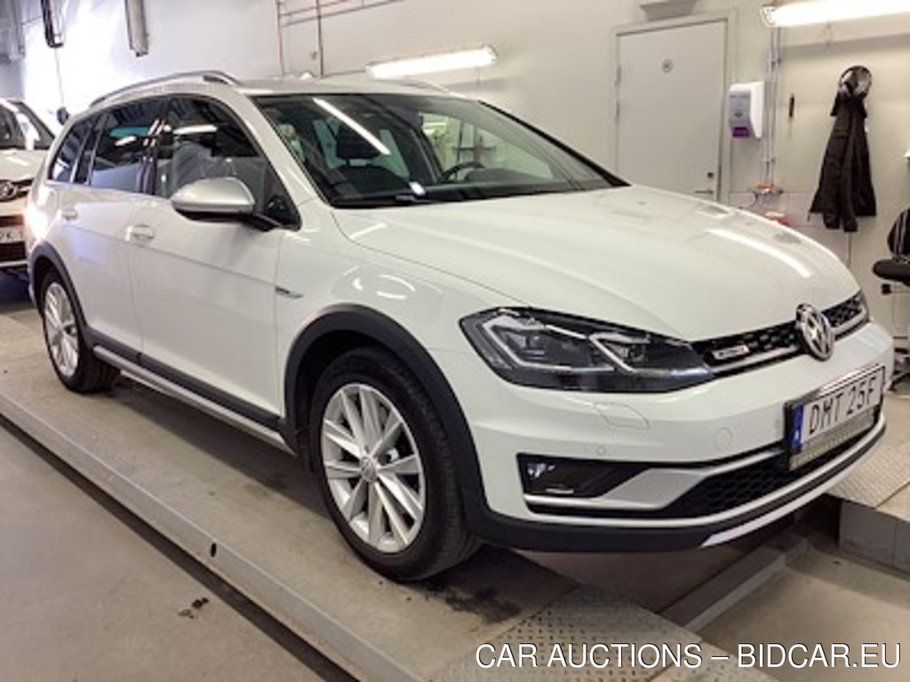 Volkswagen Golf Alltrack 2.0 TDI 4Motion Ski Team Varmare Drag Kamera